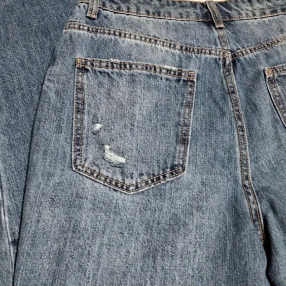 No Boundaries Jeans - Picture 8 of 10